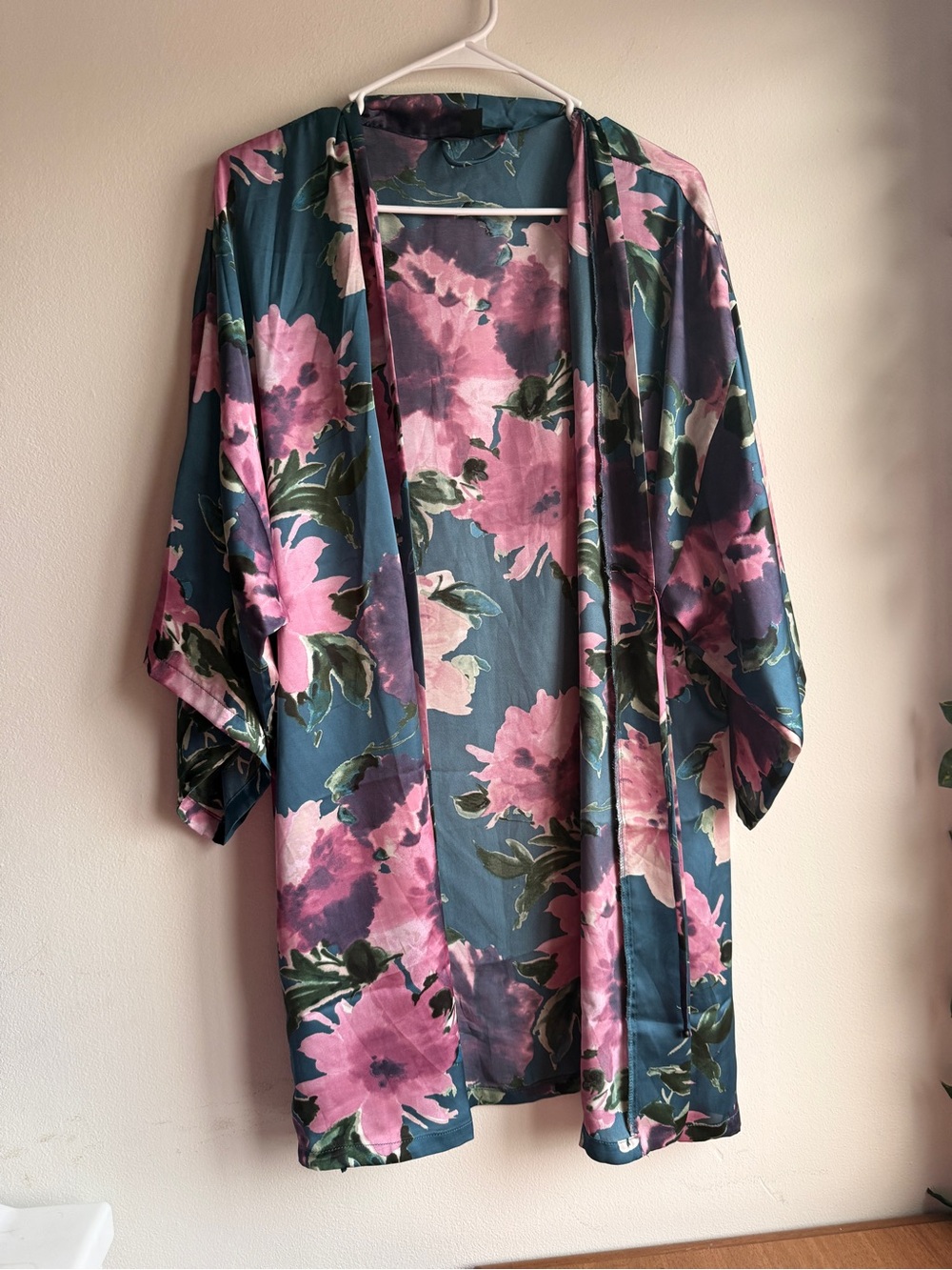 Midnight Baker Teal Pink Floral Satin Kimono Robe XS/S